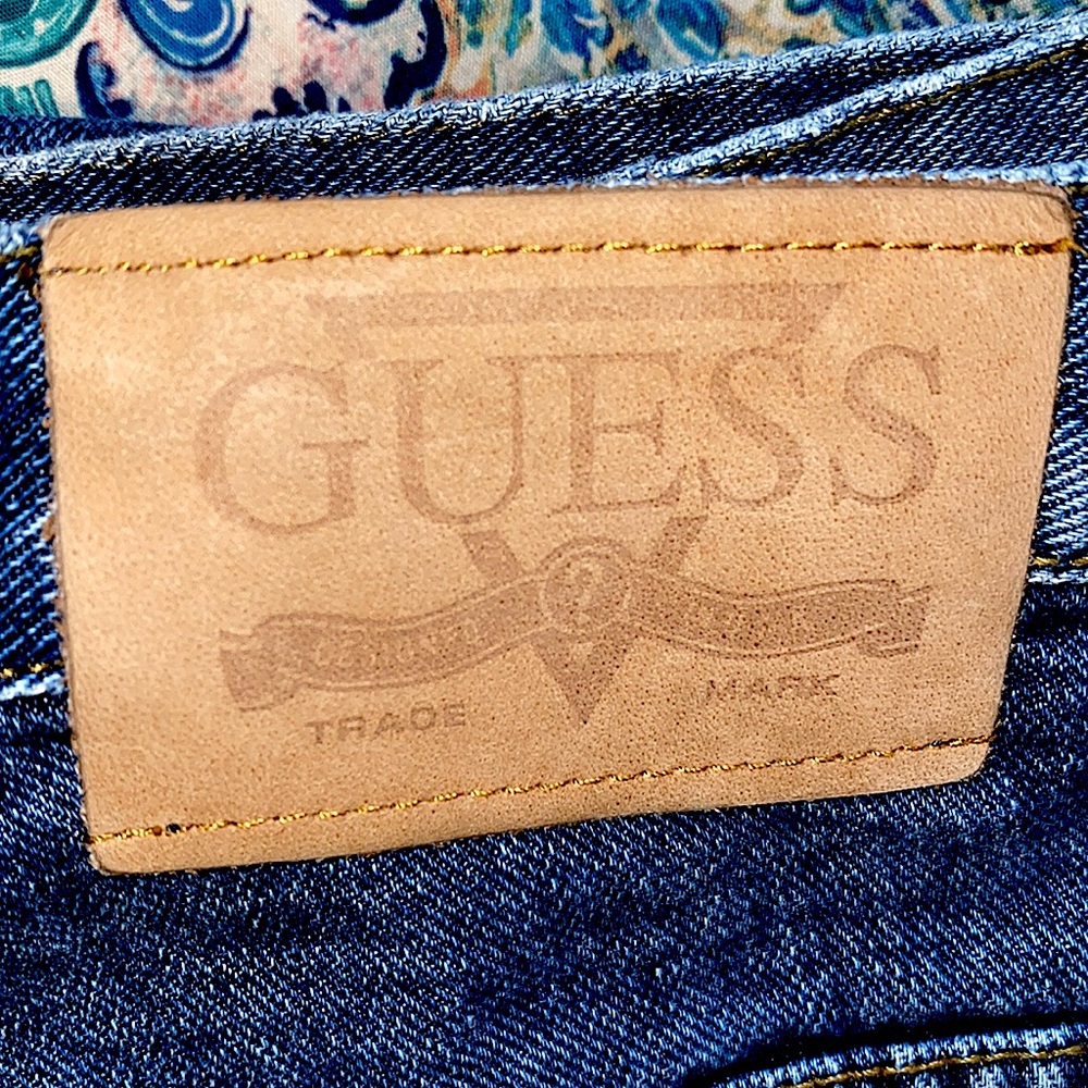 Guess Jeans - Picture 5 of 5